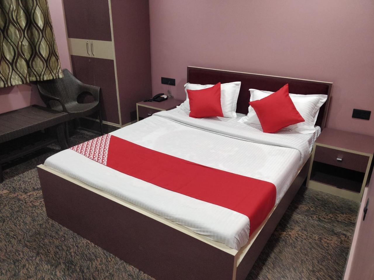 Oyo 16871 Anant Home Stay Shillong Dış mekan fotoğraf