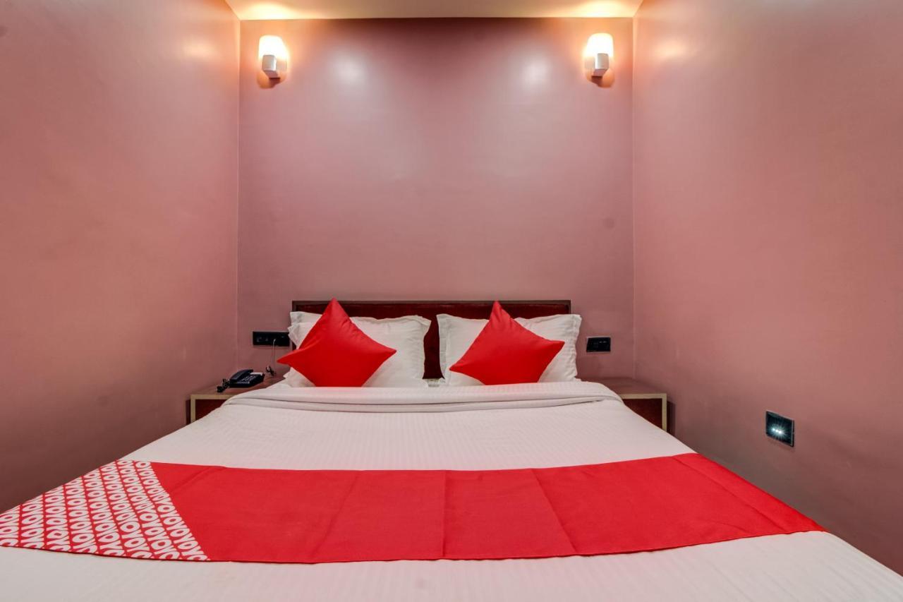 Oyo 16871 Anant Home Stay Shillong Dış mekan fotoğraf