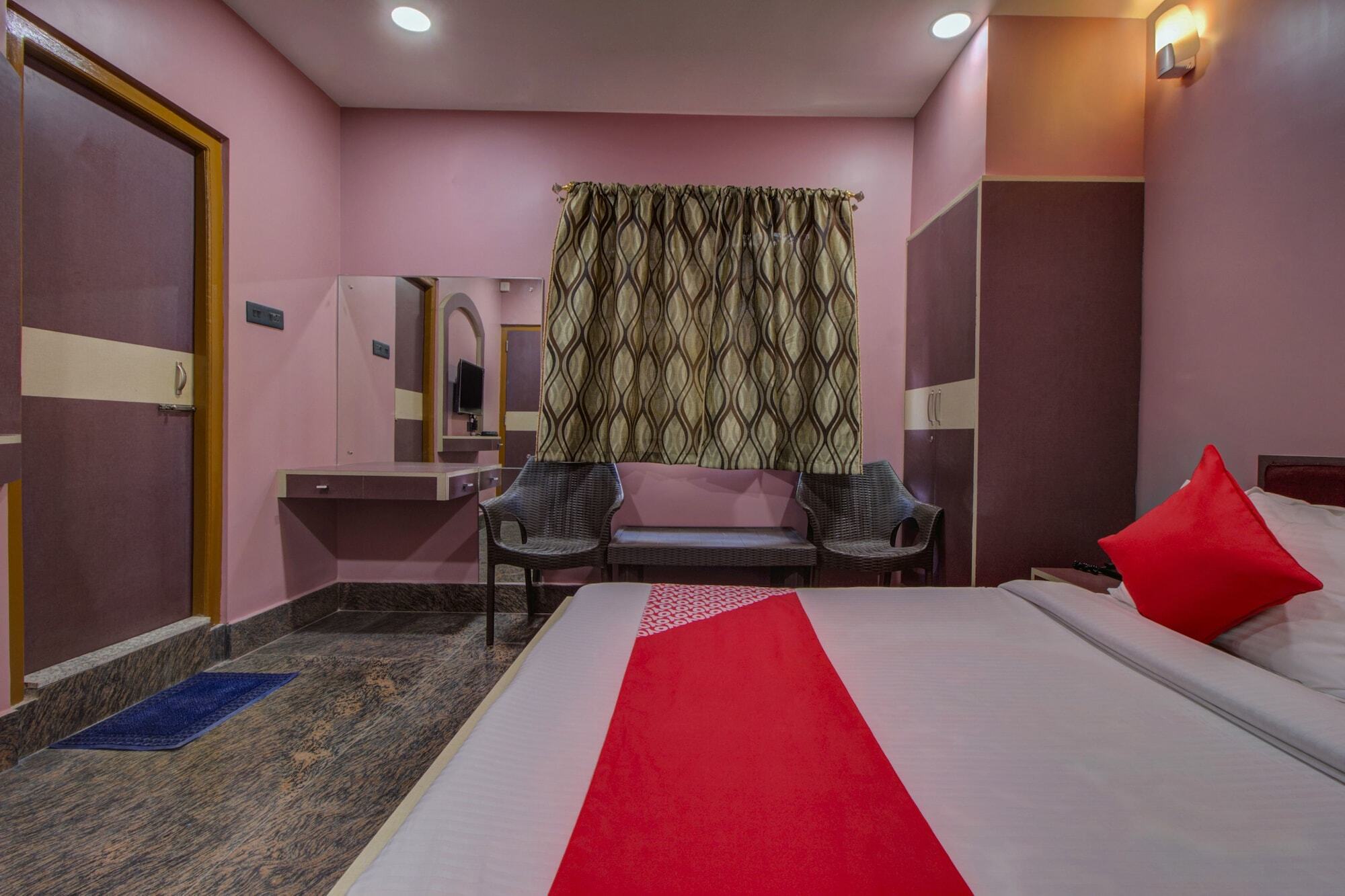 Oyo 16871 Anant Home Stay Shillong Dış mekan fotoğraf